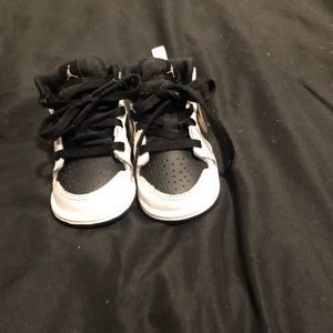 Nike Air Jordan 4c (black , white && gold)